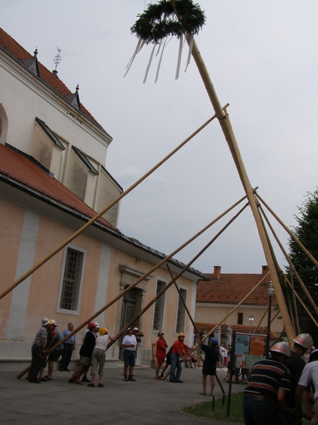 Mlaj-nova_maša-2008_034.jpg